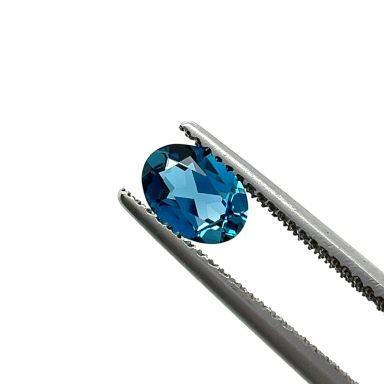 Topaas London Blue ovaal facet 7X5mm